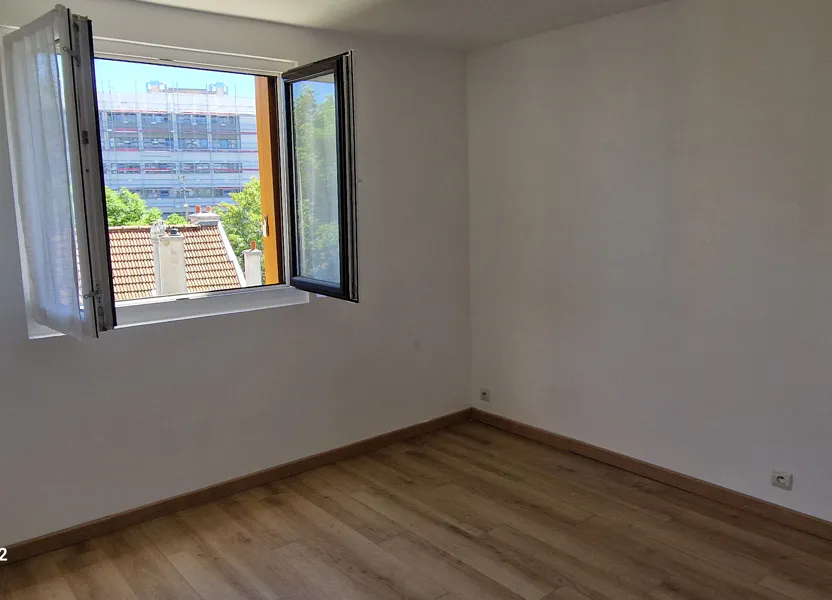 Flat Rue de la Croix Bosset in Sèvres