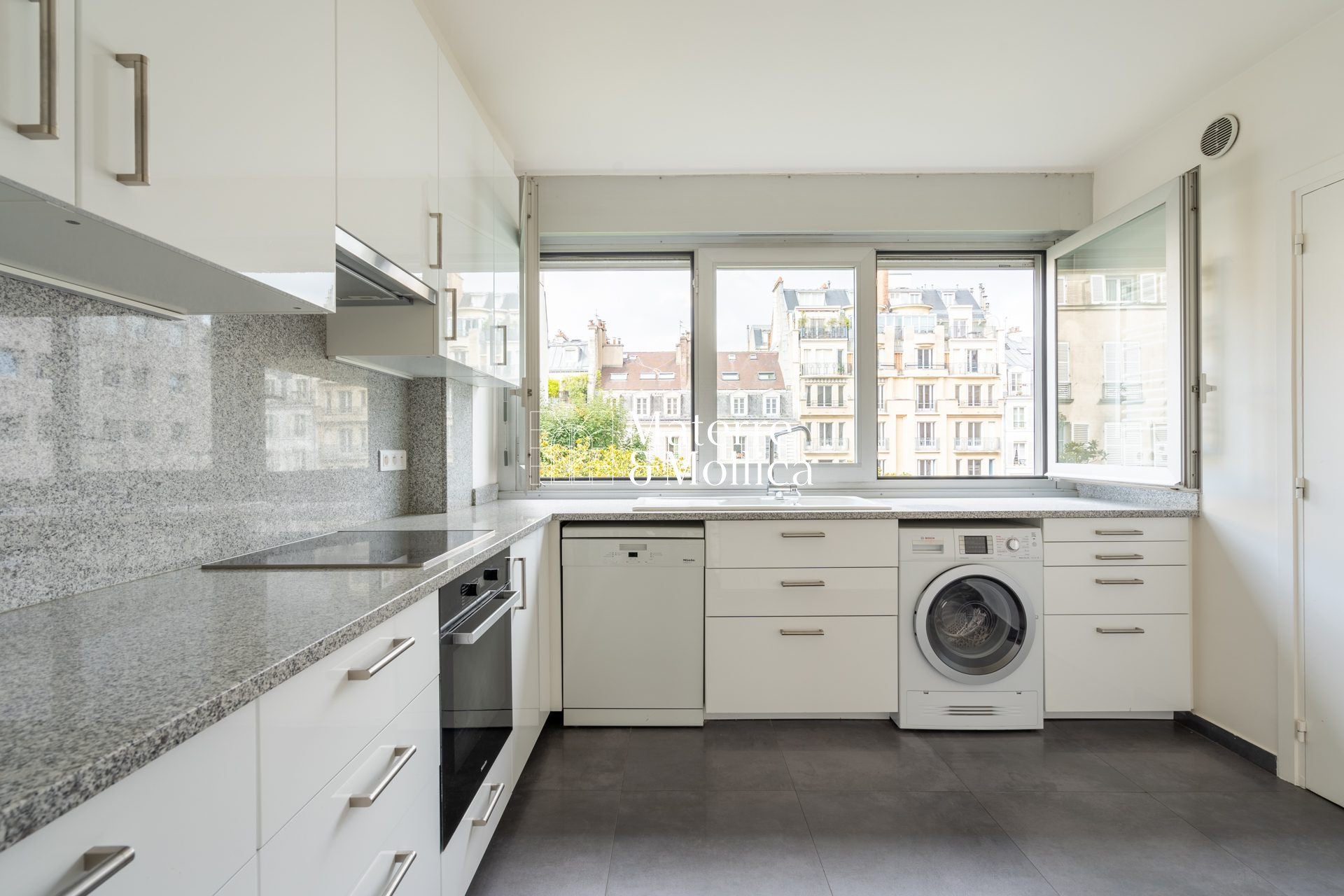 Flat Rue Guynemer in Paris