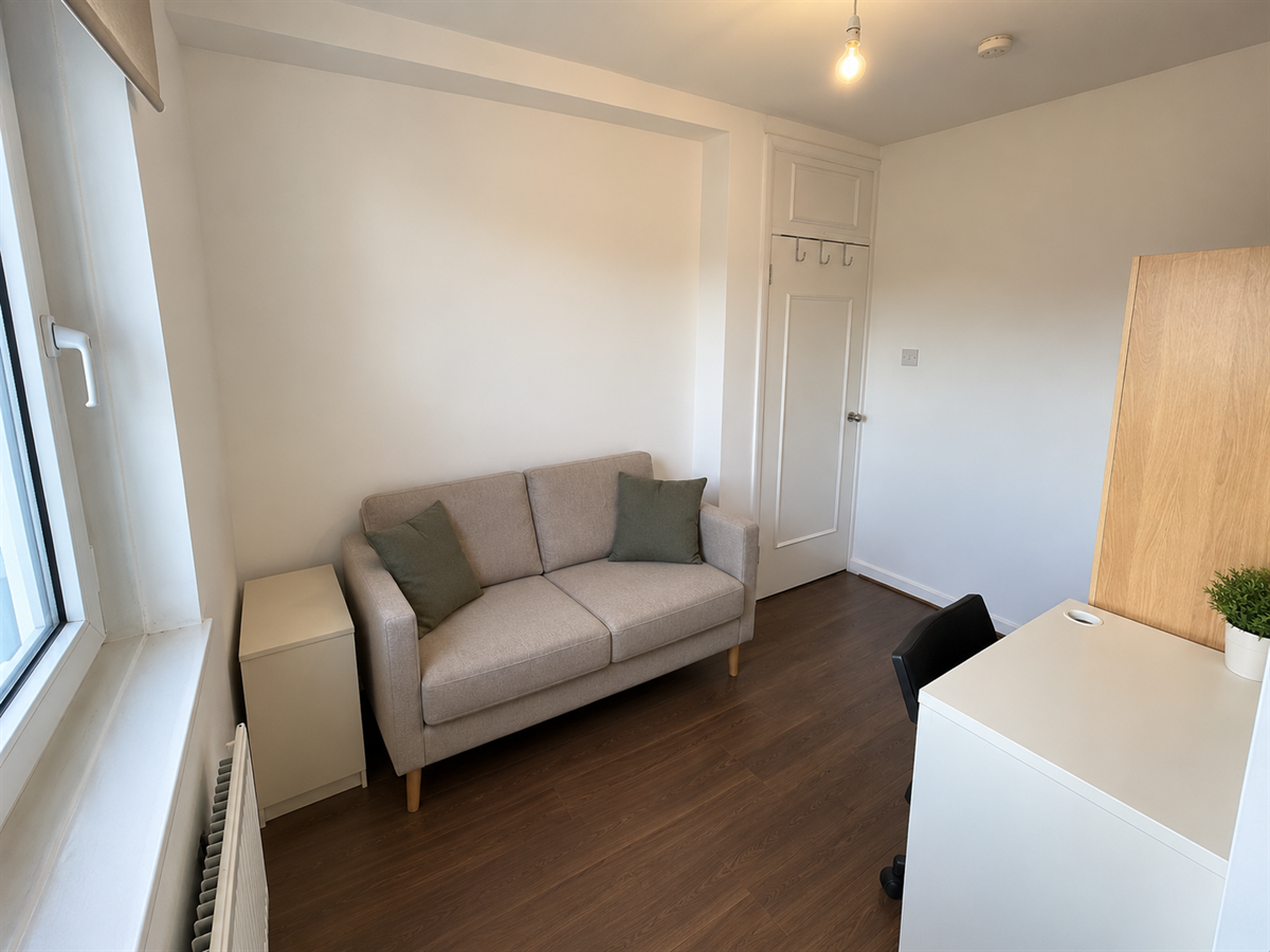 Flat Bayham Street in Greater London