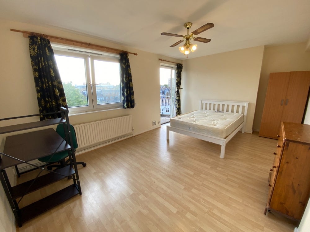 Flat Bayham Street in Greater London