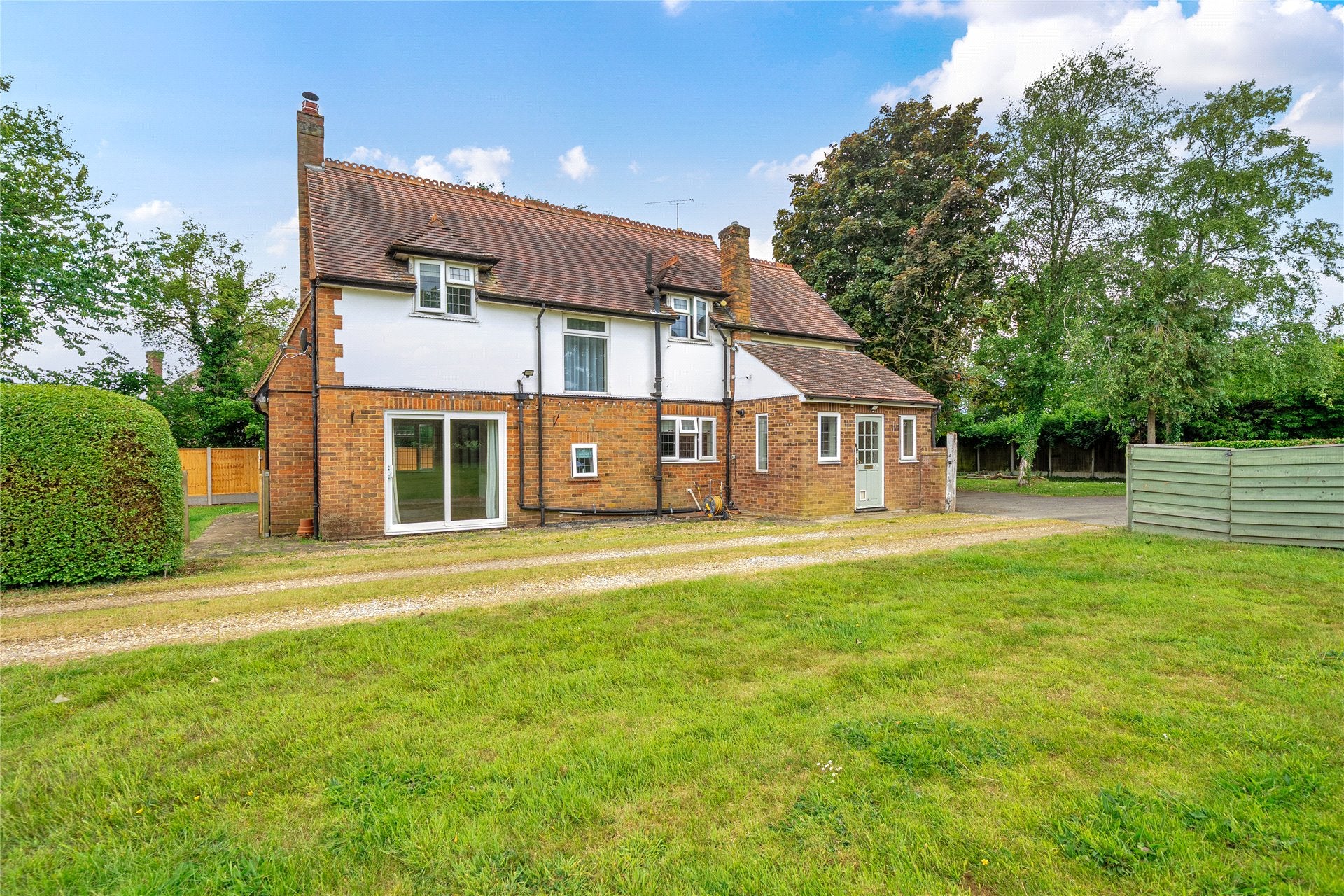 House Mangrove Road in North Hertfordshire