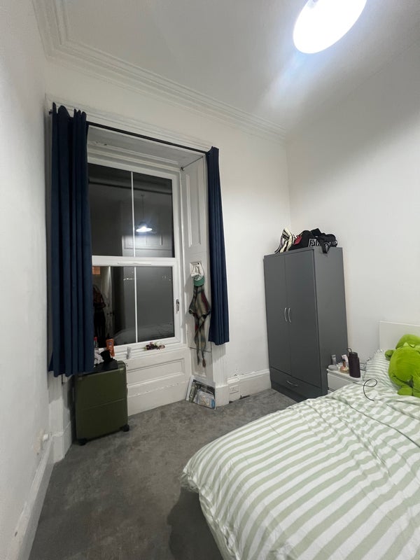 Room Sandyford Place Lane in Glasgow
