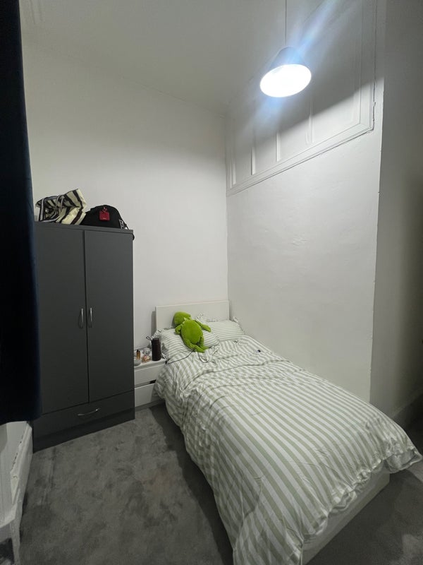 Room Sandyford Place Lane in Glasgow