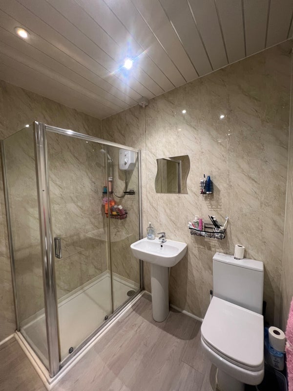 Room Sandyford Place Lane in Glasgow