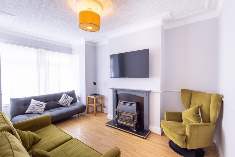 House Back Cross Flatts Mount in Leeds