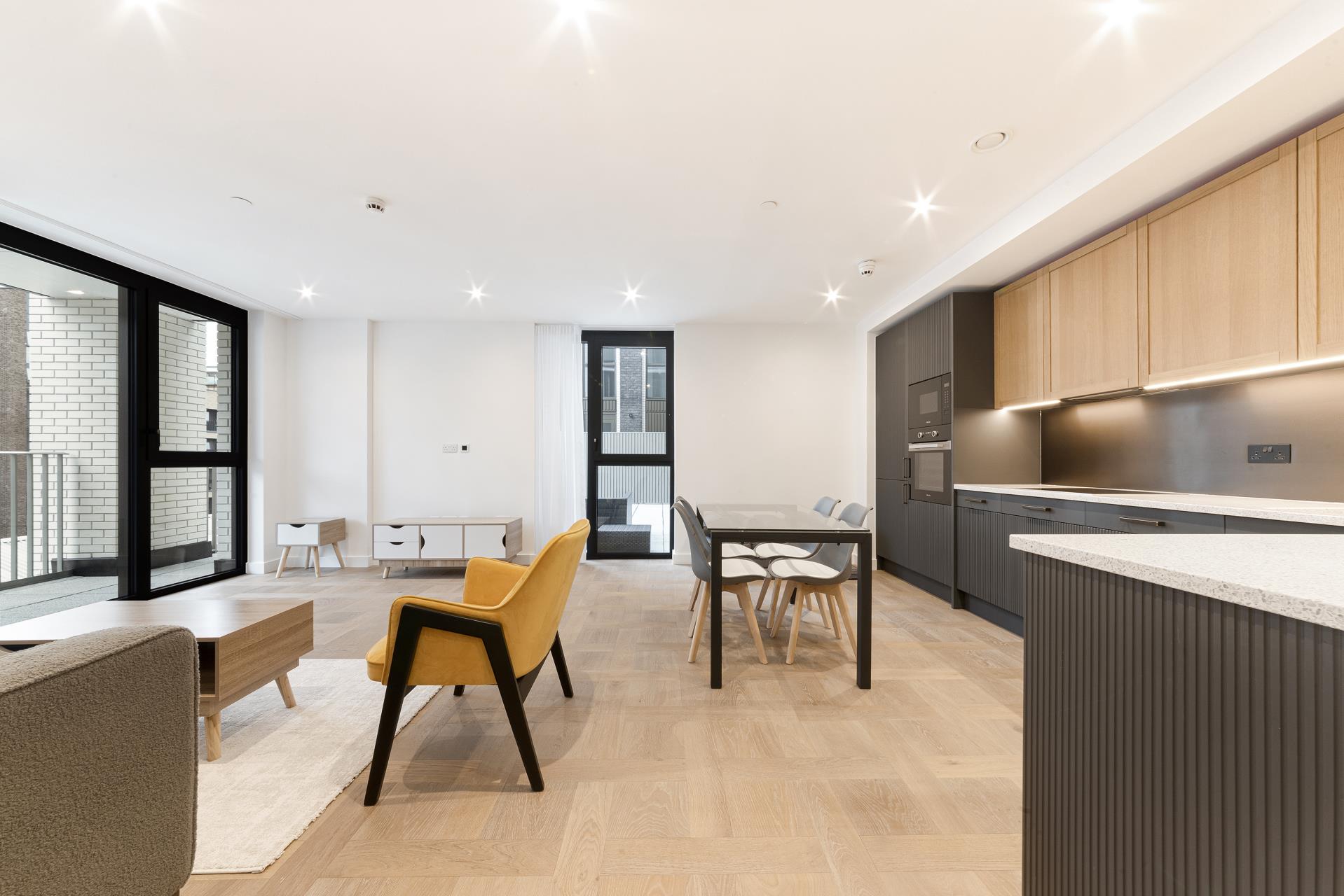 Flat Merino Gardens in Greater London