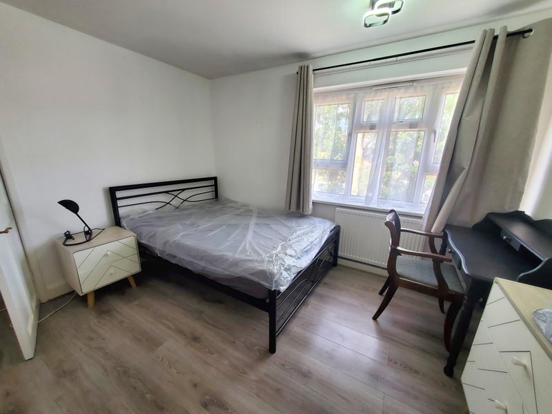 Room Marion Road in Greater London