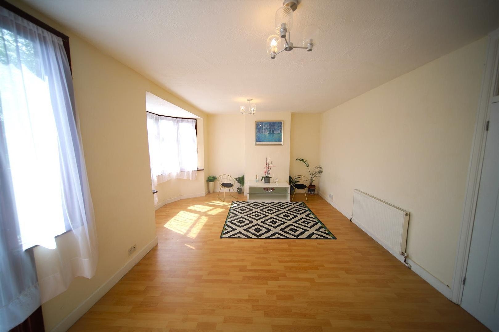 Flat Billet Road in Greater London