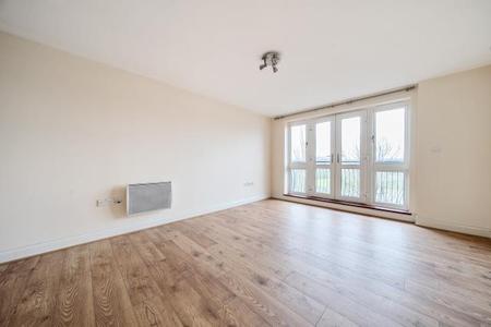 Flat Luscinia View in Reading