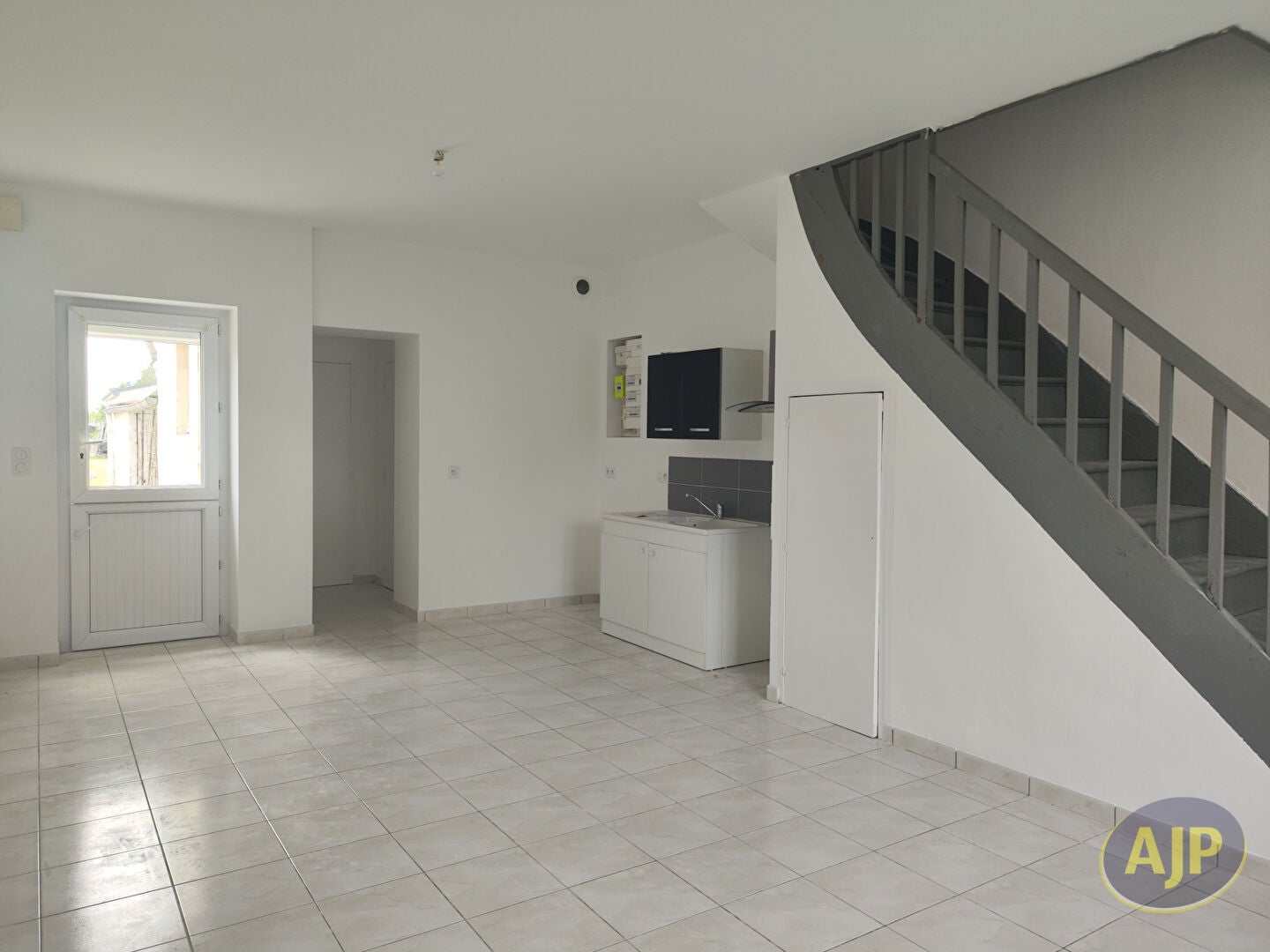 Maison D 67 à Prunay-Cassereau