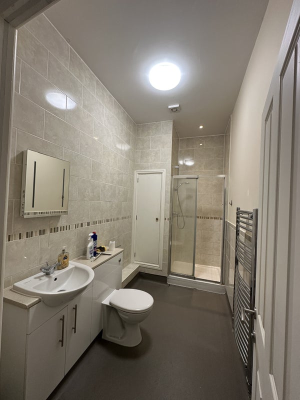 Room Molesworth Street in Greater London