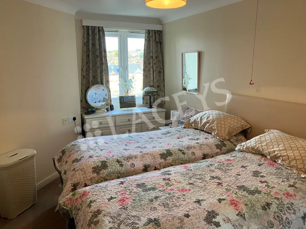 Flat Sherborne Road in Yeovil