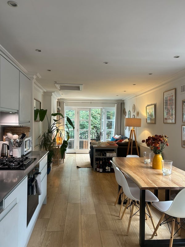 Room Murray Road in Greater London