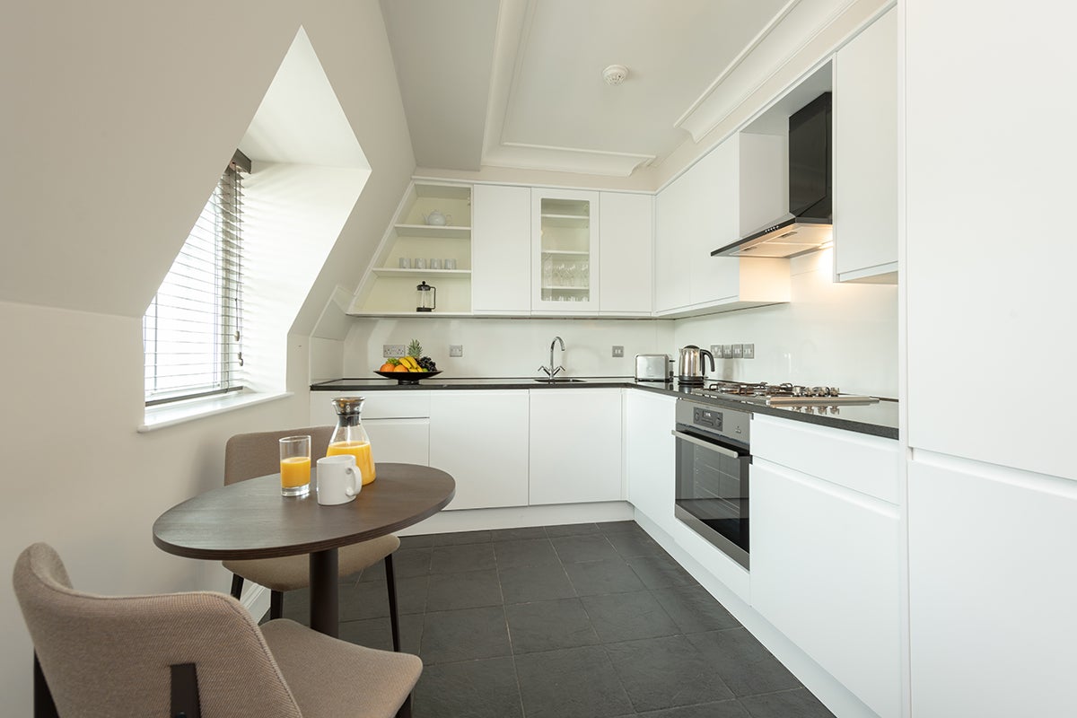 Flat Prince of Wales Terrace in Greater London