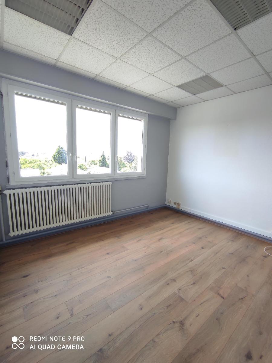 Flat Rue de Montholon in Bourg-en-Bresse