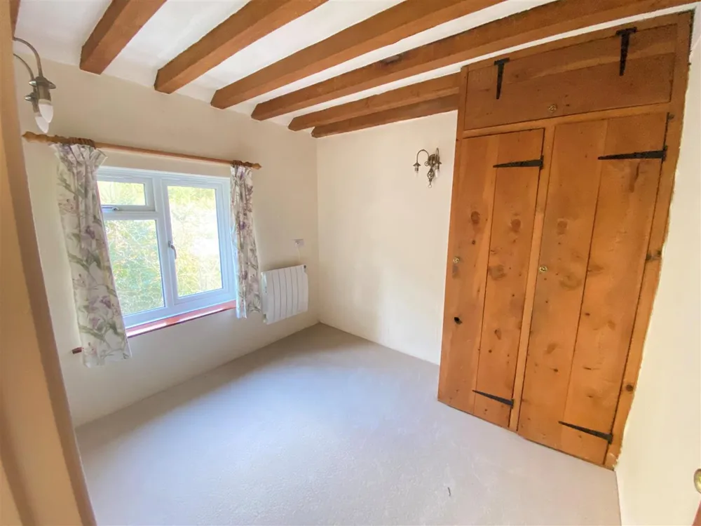 Flat Halsfordwood Lane in Teignbridge