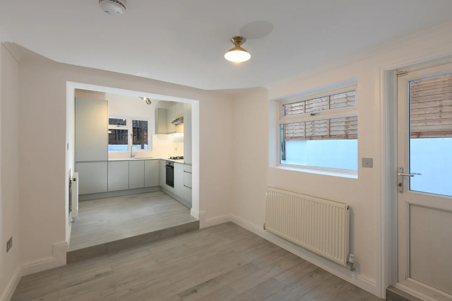 Flat Messina Avenue in Greater London