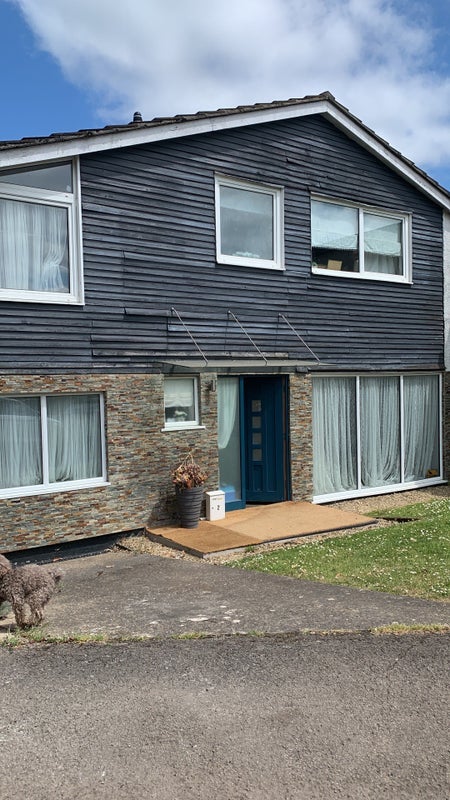 Room White Oaks Drive in Cardiff