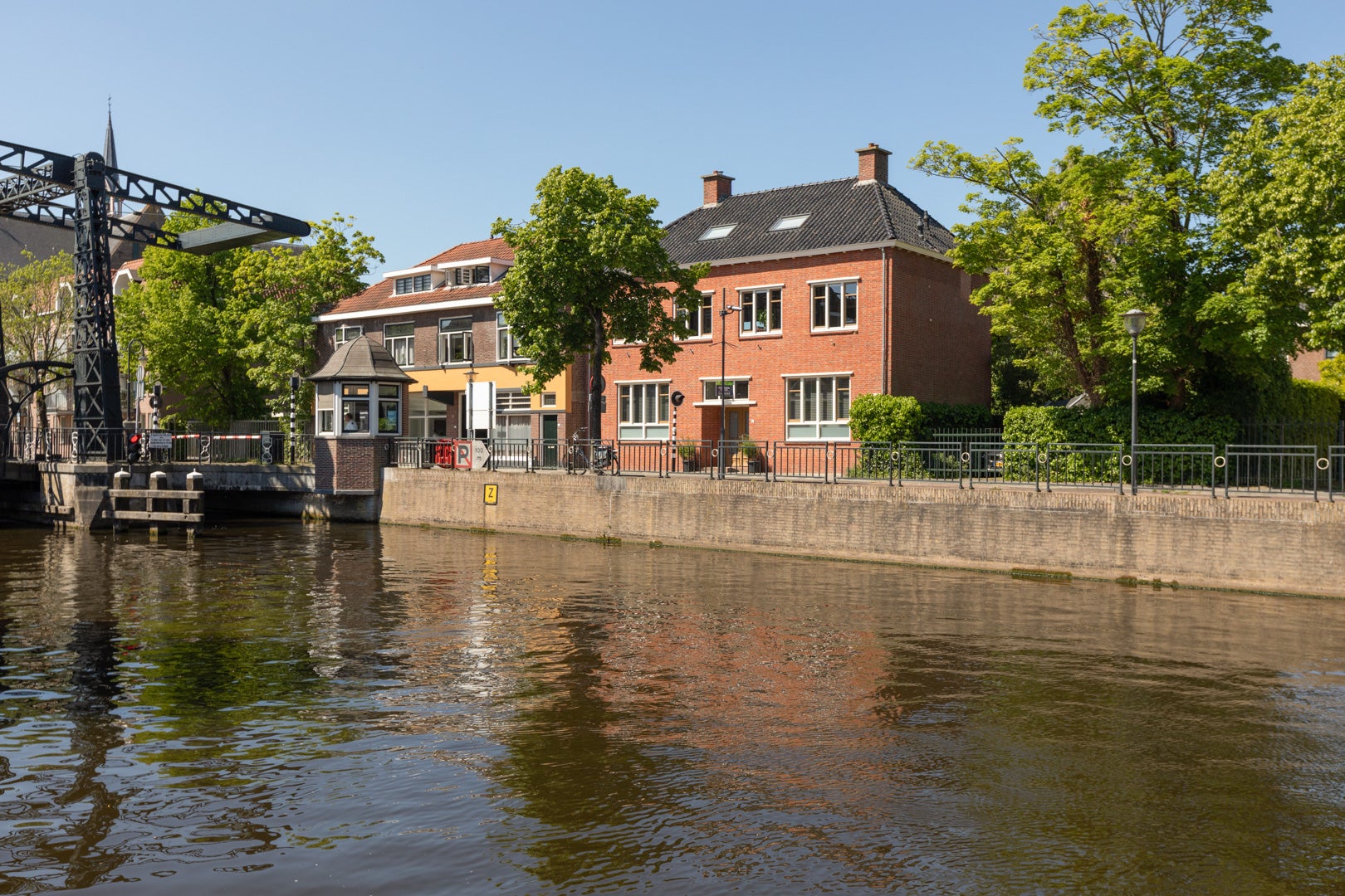 Huis Harinxmakade 44 in Sneek