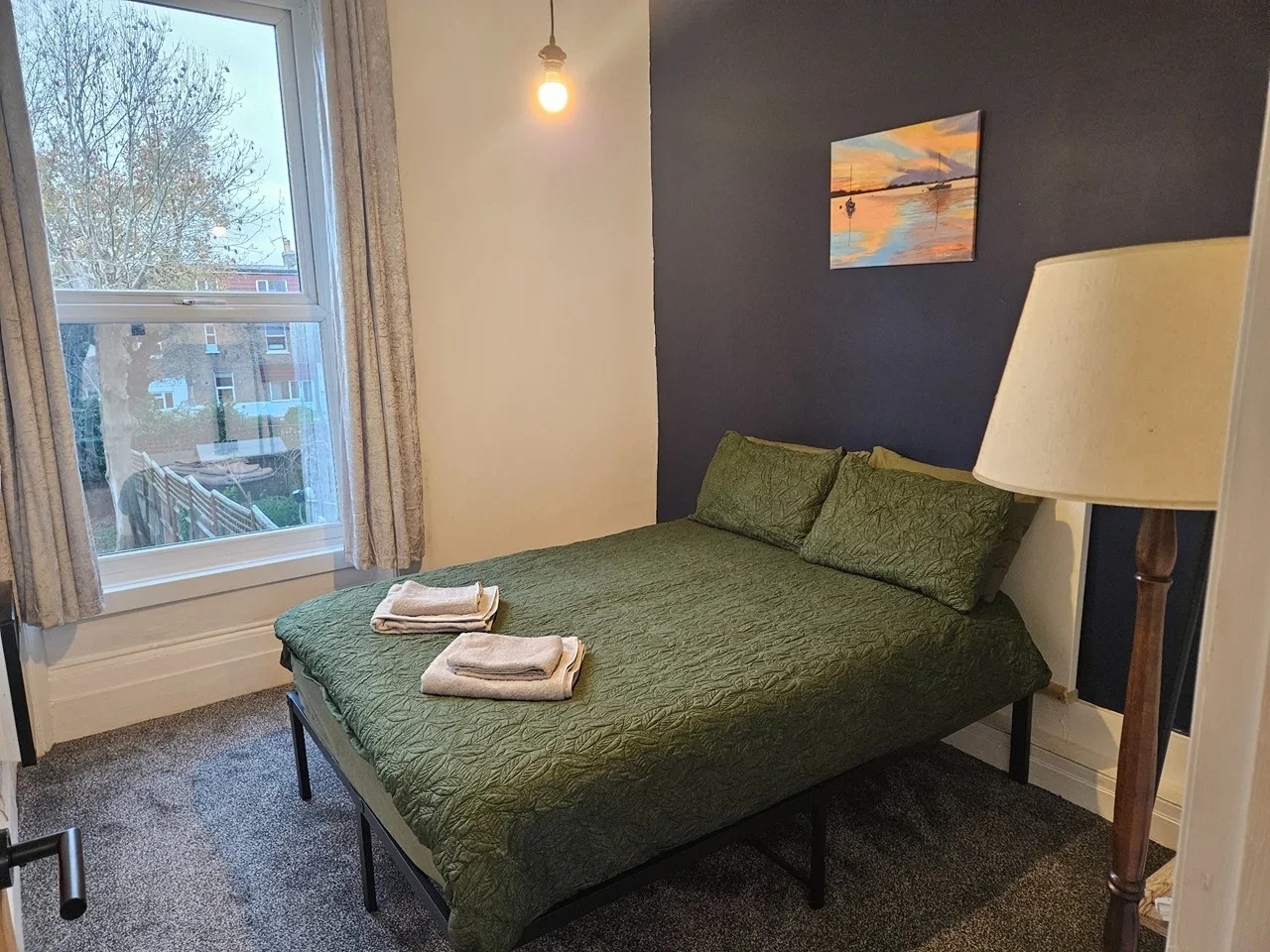 Flat Canham Road in Greater London