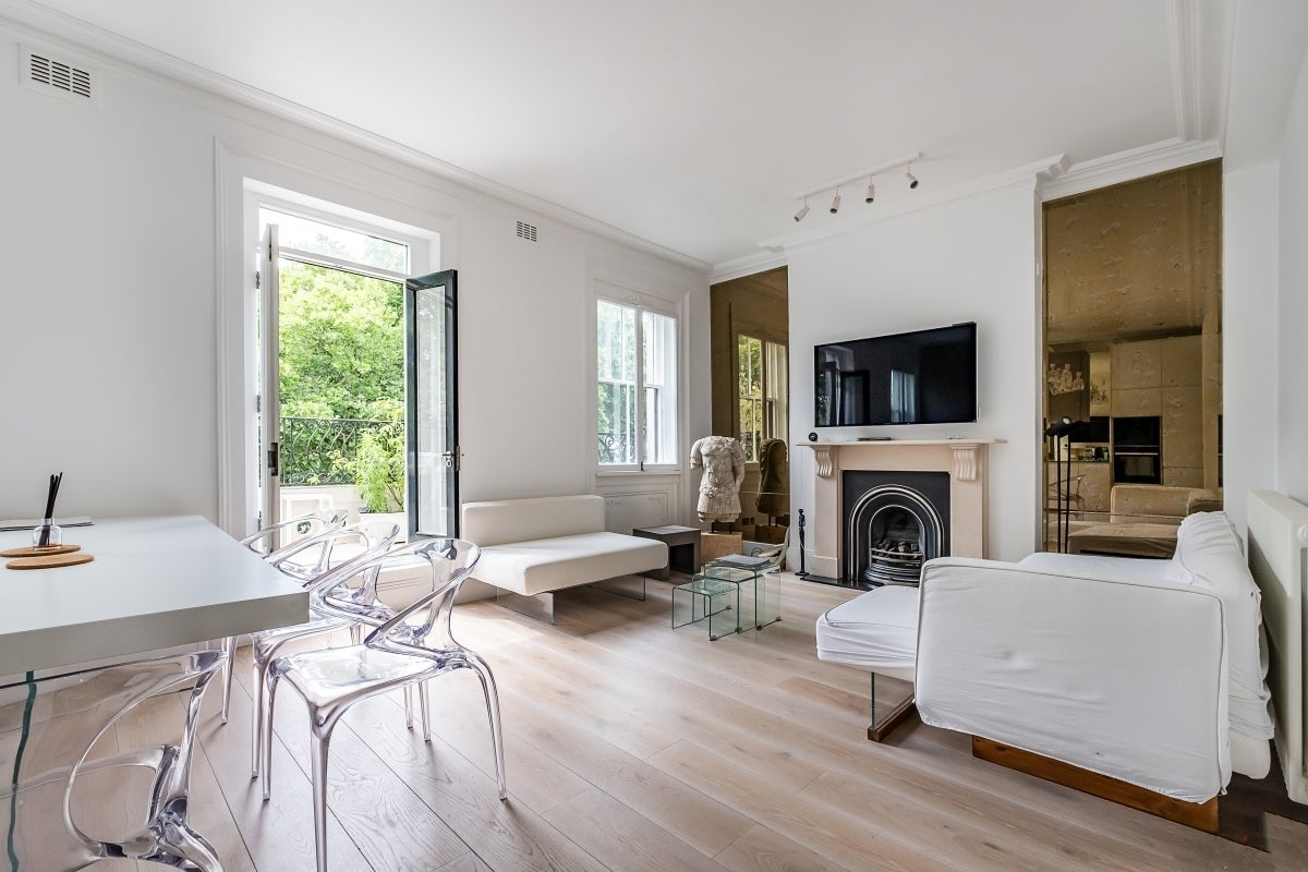 Flat Ennismore Gardens in City of Westminster