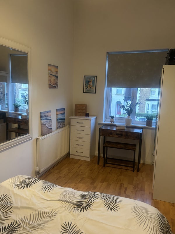 Room Fernlea Road in Greater London