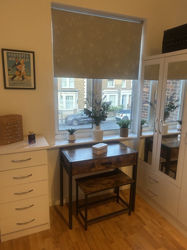 Room Fernlea Road in Greater London