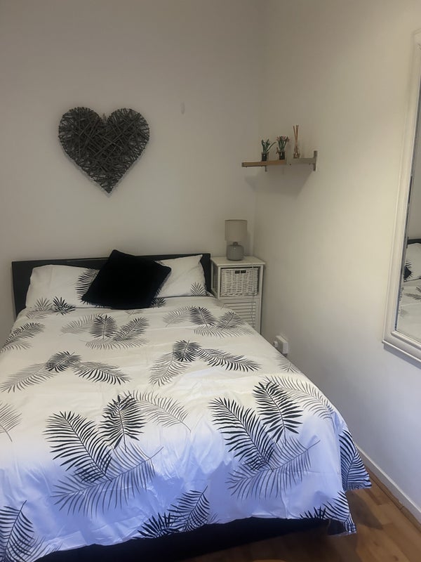 Room Fernlea Road in Greater London