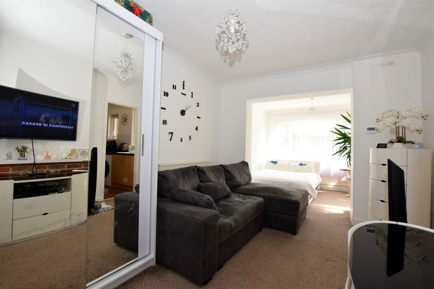 Flat London Road in Arun