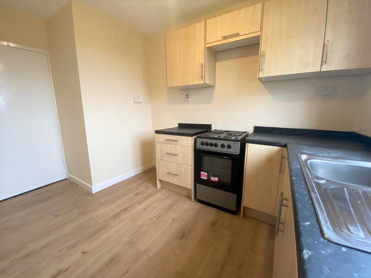Flat Forth Crescent in Dundee