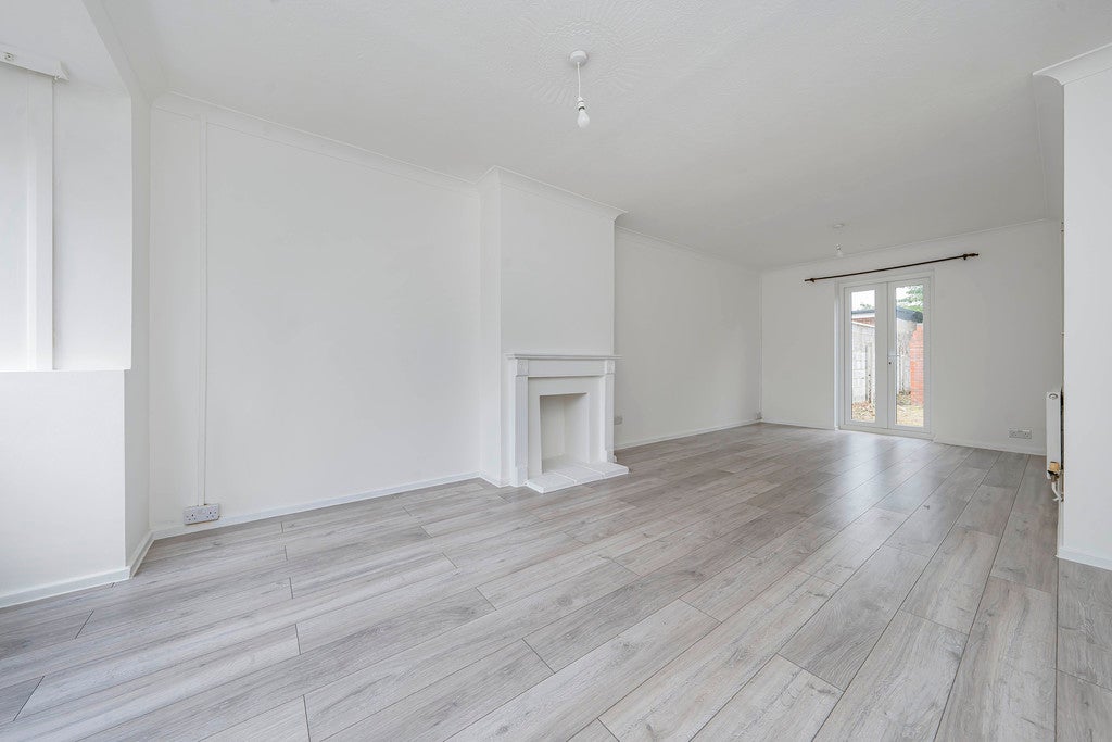 House Harmondsworth Road in Greater London