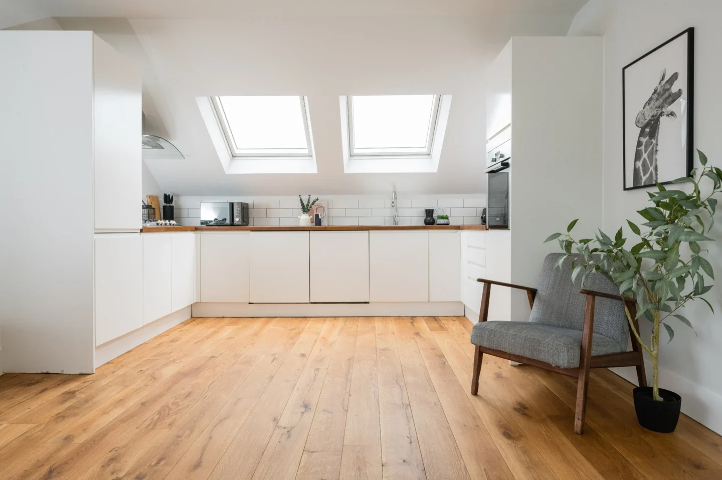 Flat Boveney Road in Greater London