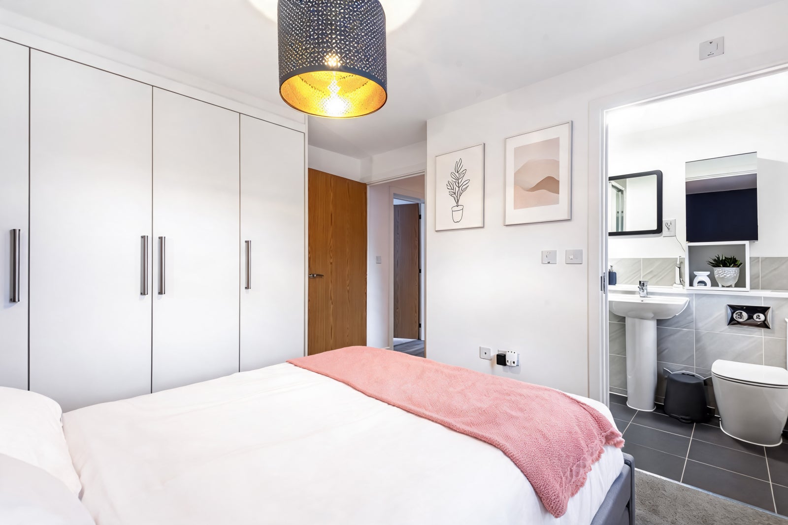 Flat William Heelas Way in Wokingham