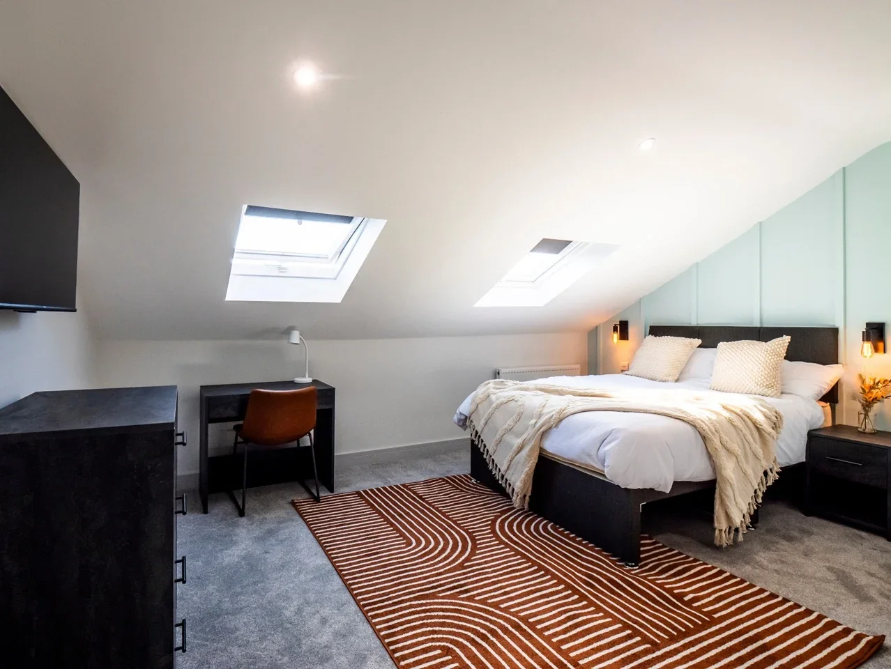 Room Milton Road in Portsmouth