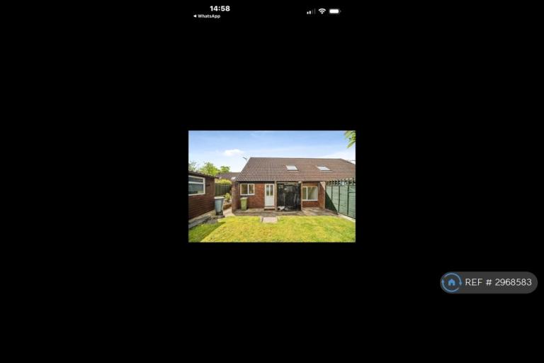 House Langcliffe Drive in Milton Keynes