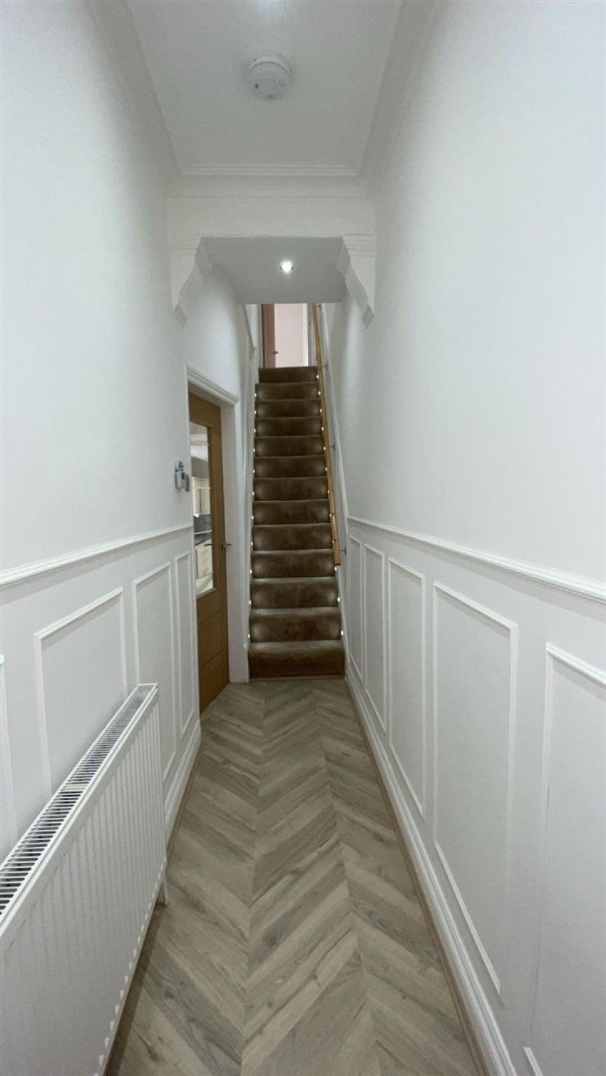 Flat Elmsworth Avenue in Manchester