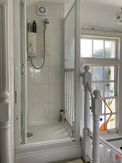 Room Mayplace Lane in Greater London