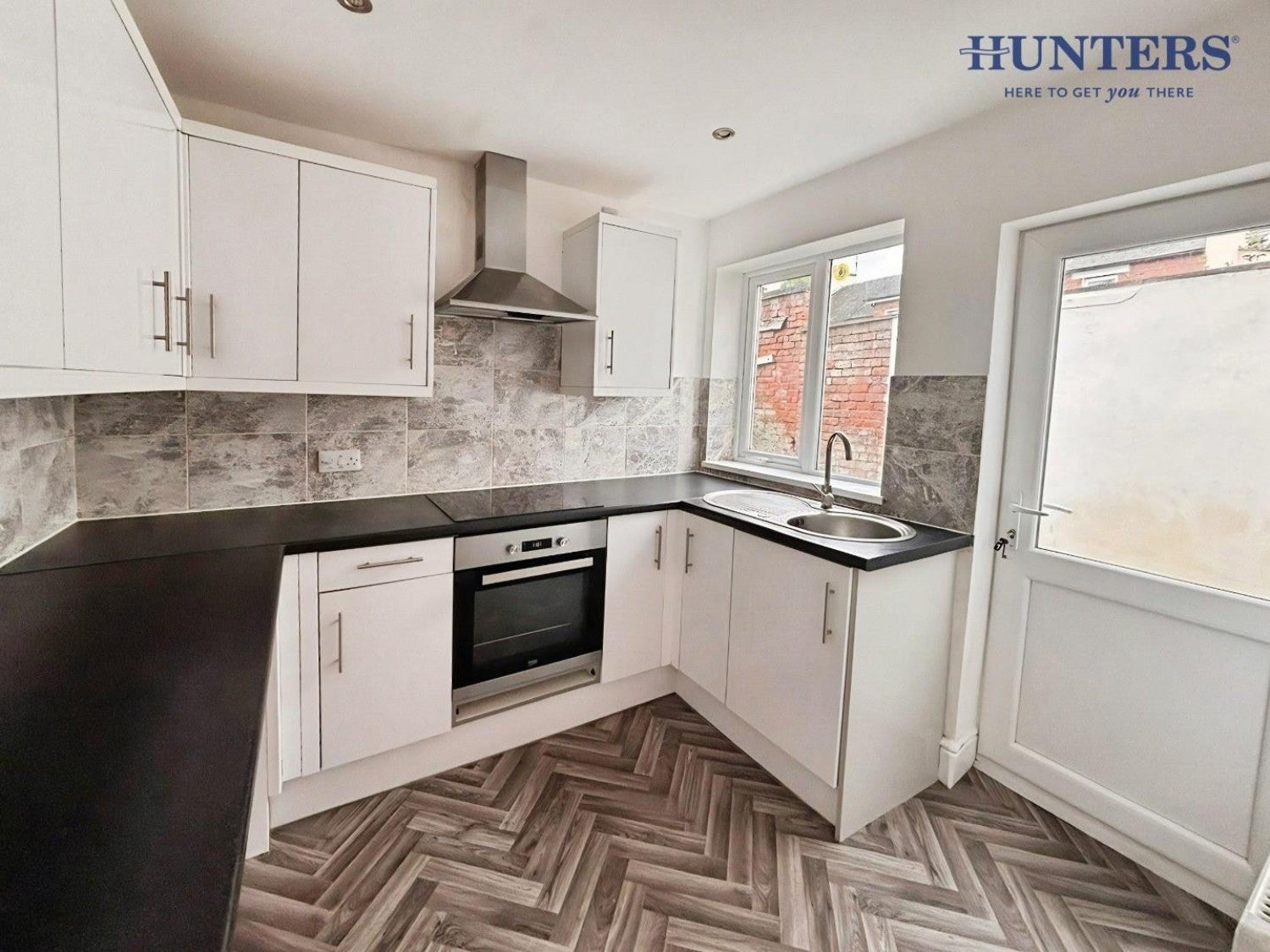 Flat Victoria Terrace in Stafford