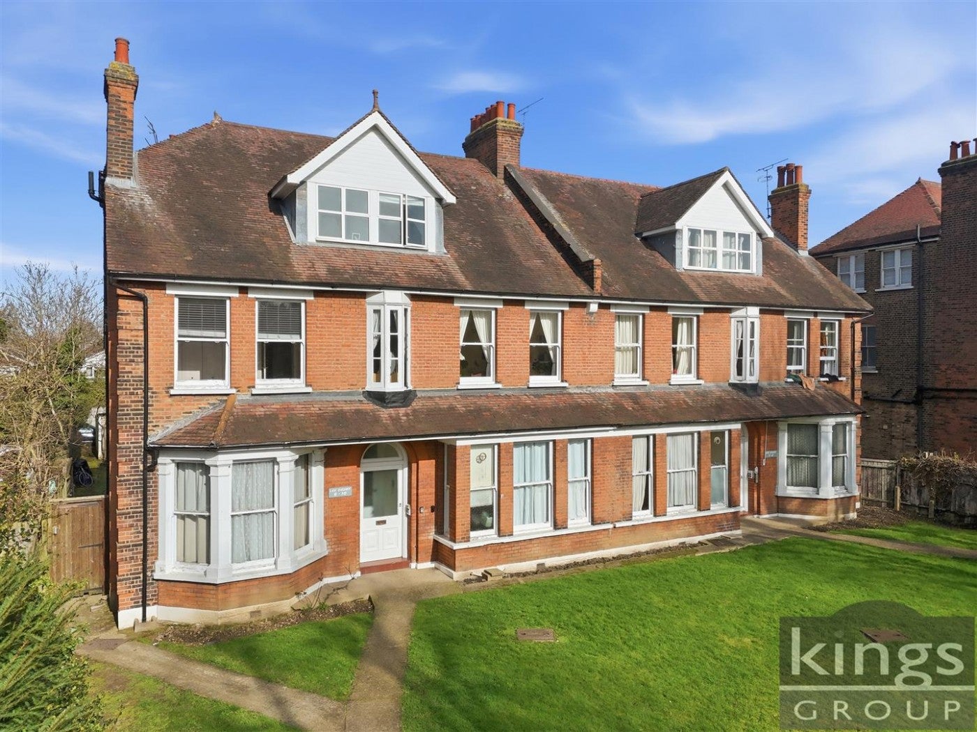 Flat Queen Anne's Place in Greater London