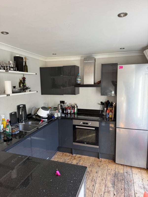 Room Ryde Vale in Greater London