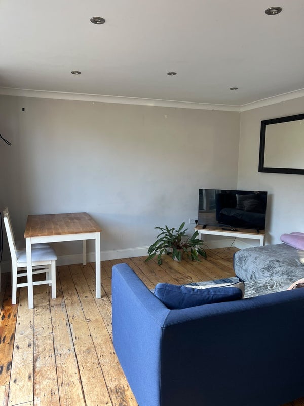 Room Ryde Vale in Greater London