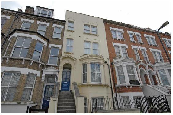 Room Messina Avenue in Greater London