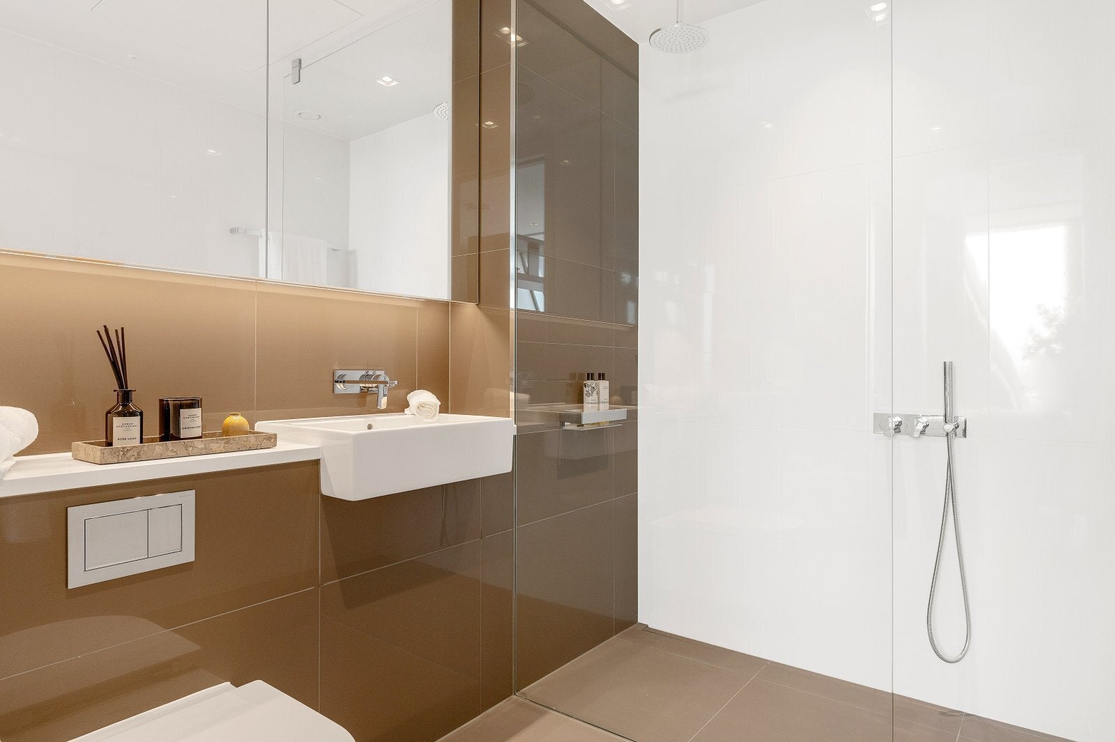Flat Newfoundland Place in Greater London
