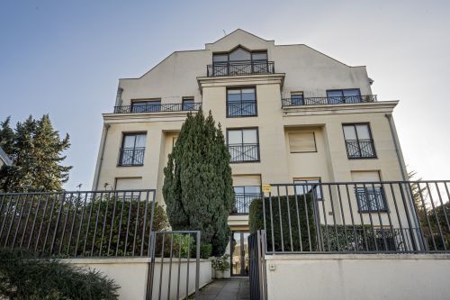 Flat Rue de l'Arrivée in Meudon
