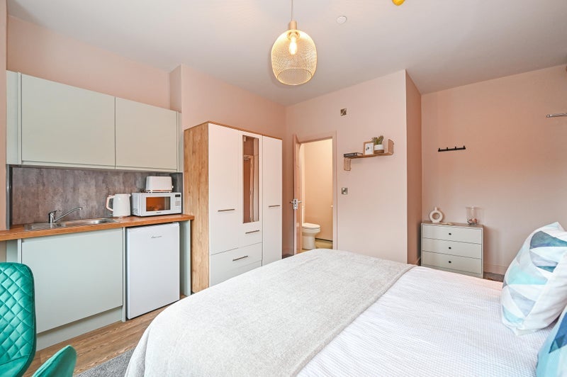 Room North Road in Cardiff