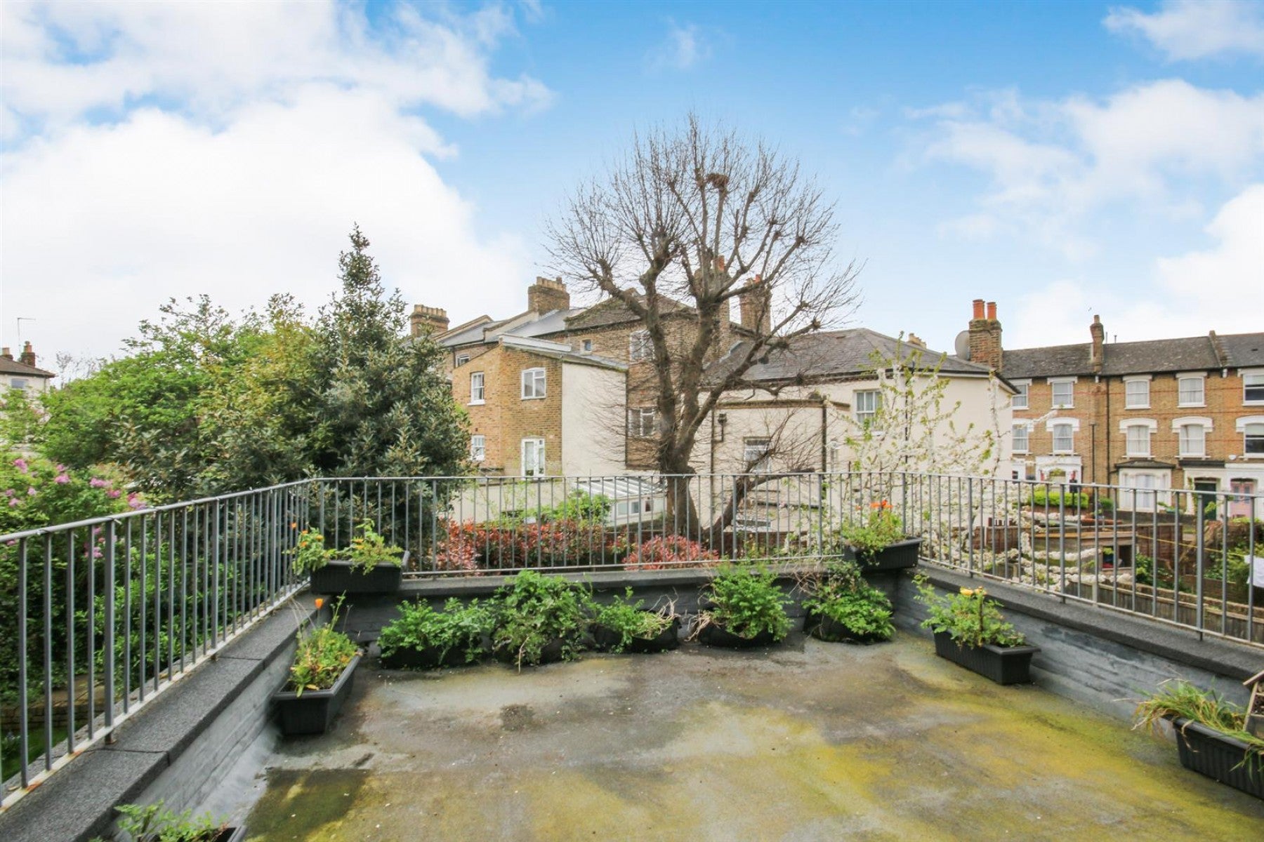 Flat Upper Tollington Park in Greater London