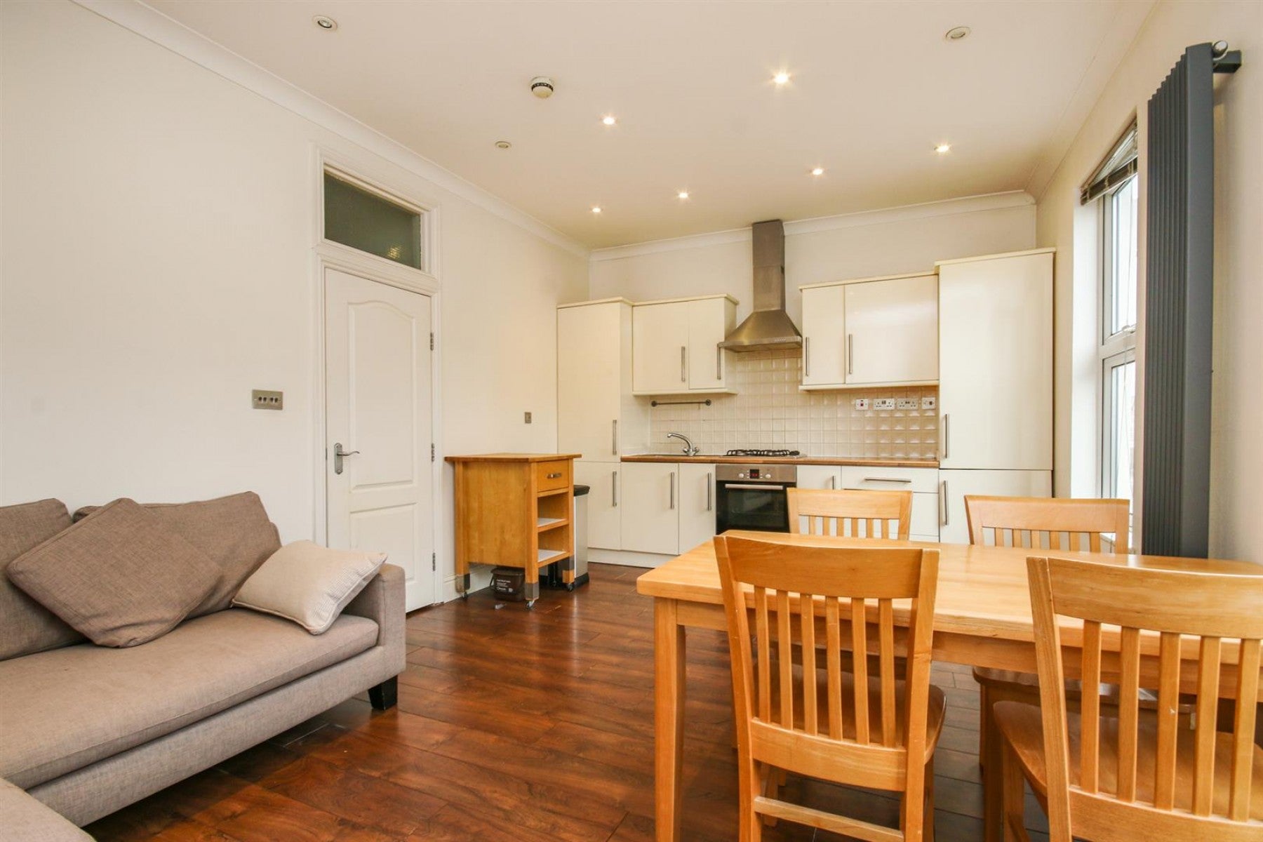 Flat Upper Tollington Park in Greater London