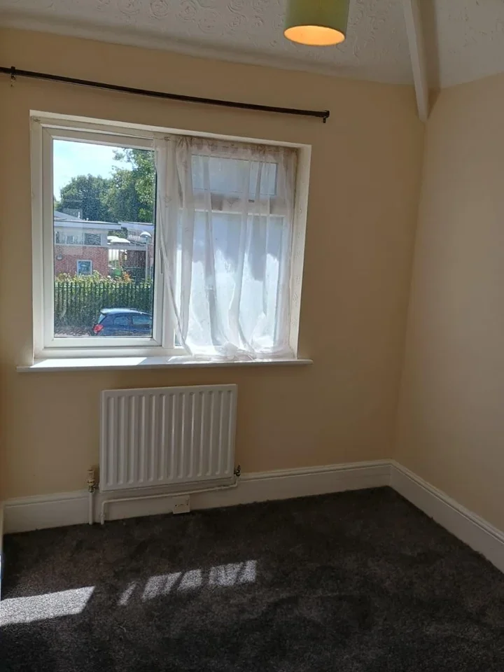Room Bedfont Road in Greater London
