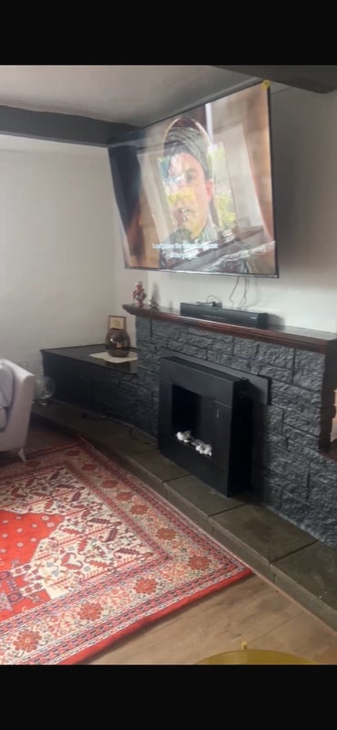Room Newhey Road in Milnrow