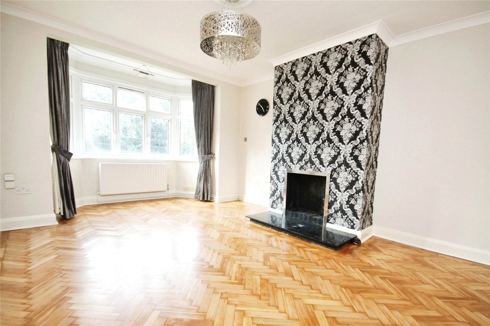 Flat Grange Court in Epping Forest
